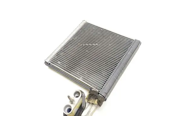 Honda CR-V A/C cooling radiator (condenser)