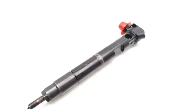Mercedes-Benz C W204 Fuel injector A6510700587 EMBR00002D