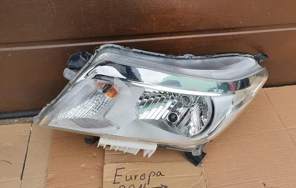 Nissan Navara D23 Headlight/headlamp 260604KJ2A 1EF22542111
