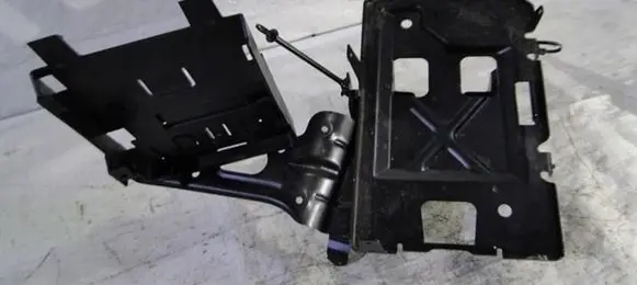 Battery box tray