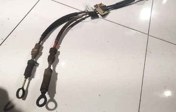 Toyota Corolla E120 E130 Gear shift cable linkage 
