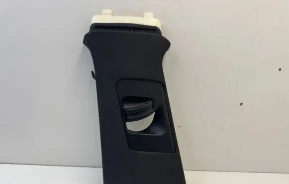 Porsche Macan (95B) (B) pillar trim (top) 95B867293