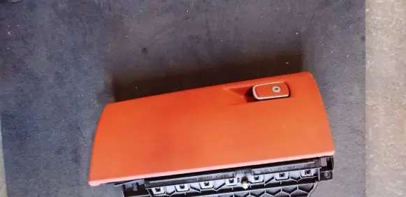 BMW 4 F32 F33 Glove box 72758410 5116 9228284