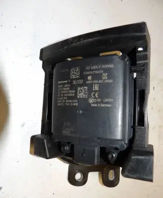 Renault Captur Distronic sensor radar 284E74236R 2015DJ1610 A2C77385400