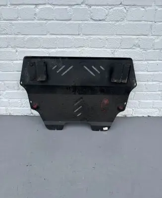 Peugeot 5008 Engine splash shield/under tray