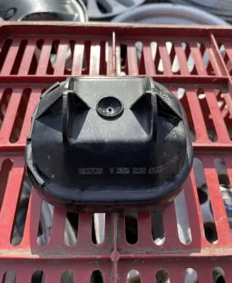 Opel Ascona C Headlight/headlamp dust cover 1305239007