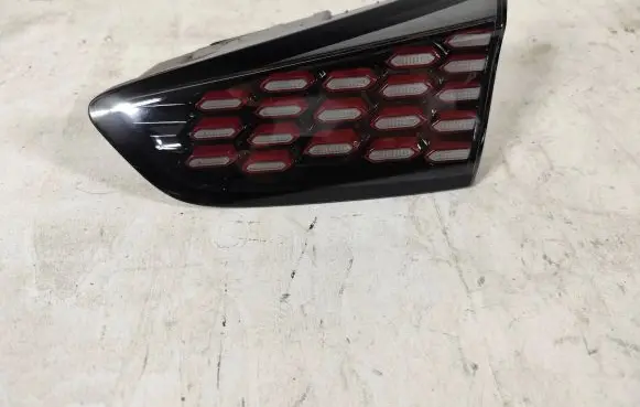 KIA Xceed Tailgate rear/tail lights 92404J7800 20420221156