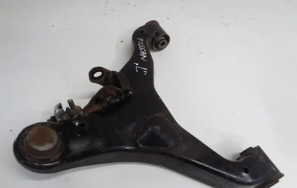 Nissan Pathfinder R51 Front lower control arm/wishbone
