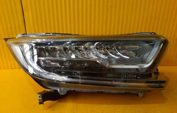 Honda CR-V Headlight/headlamp