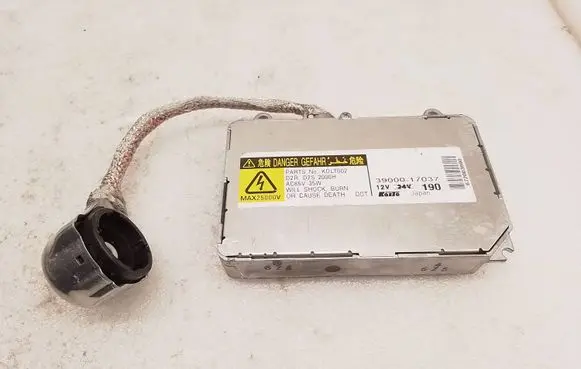 Lexus RX 330 - 350 - 400H Headlight ballast module Xenon KDLT002 3900017037