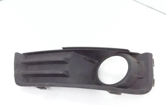 Ford Focus C-MAX Front bumper lower grill 3M51R19953AD