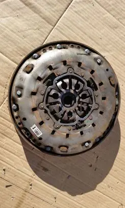 Nissan Qashqai Clutch set kit 302101178R