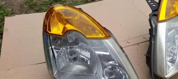 Renault Modus Headlight/headlamp 6037305E