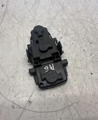 Audi A6 S6 C5 4B Tail light bulb cover holder 148162