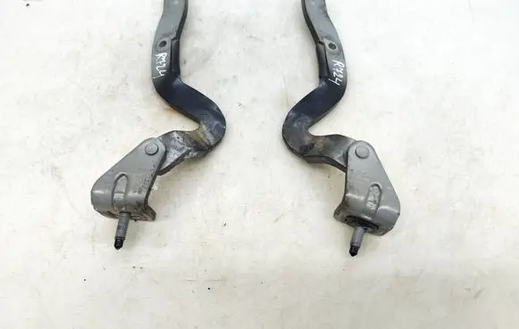 Audi TT TTS Mk2 Tailgate/trunk/boot hinge 8J8827300A 8J8827299A