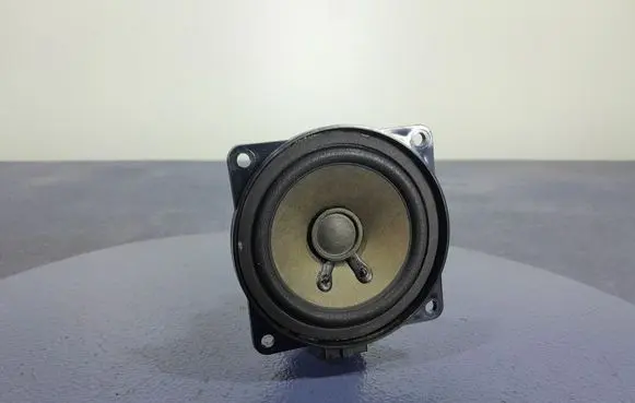 Skoda Superb B6 (3T) Subwoofer speaker 3T0035411K