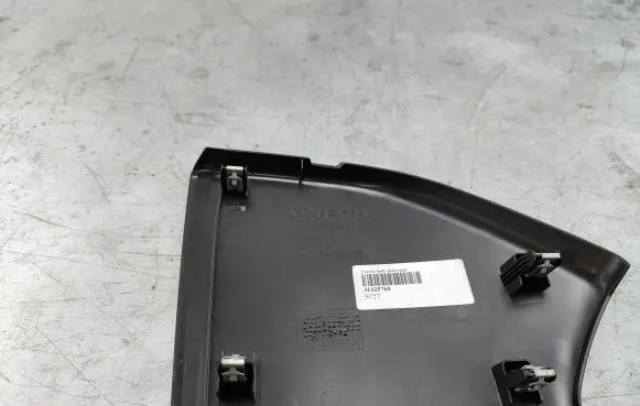 Volvo XC60 Seat belt trim 31425768