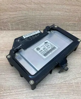 Volkswagen Golf III ABS control unit/module 1H0907379D 3A0907367B