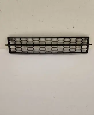 Skoda Octavia Mk3 (5E) Front grill 5E0853677