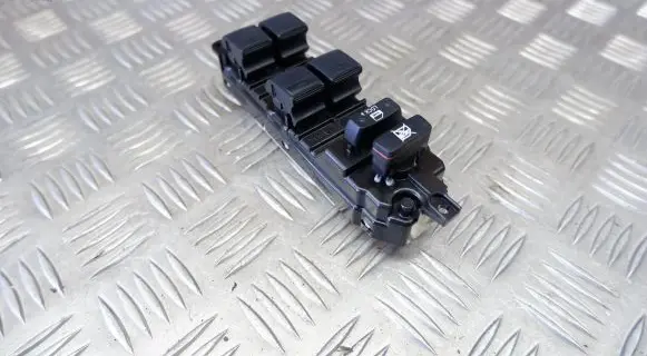 Lexus GS 300 350 430 450H Electric window control switch 8404030140