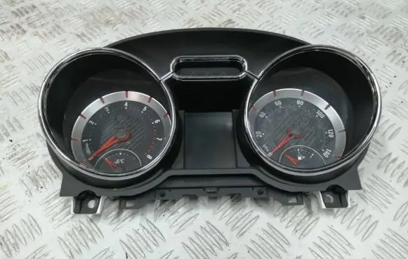 Opel Adam Clock 13452647 365903926 7110500000000X
