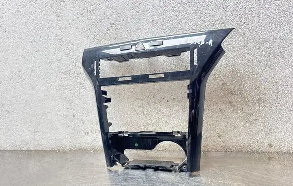 Opel Astra H Dash center air vent grill 331985437
