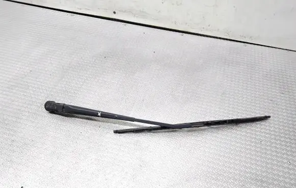 Ford Explorer Windshield/front glass wiper blade 