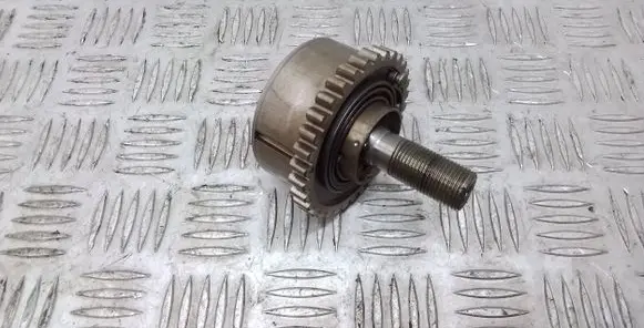 Chrysler Town u0026 Country V Camshaft pulley/ VANOS 05184369AG