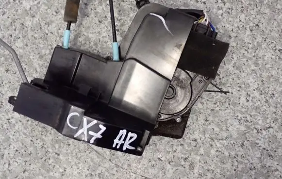Mazda CX-7 Rear door lock