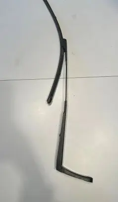 Volkswagen Tiguan Front wiper blade arm 5N1955410
