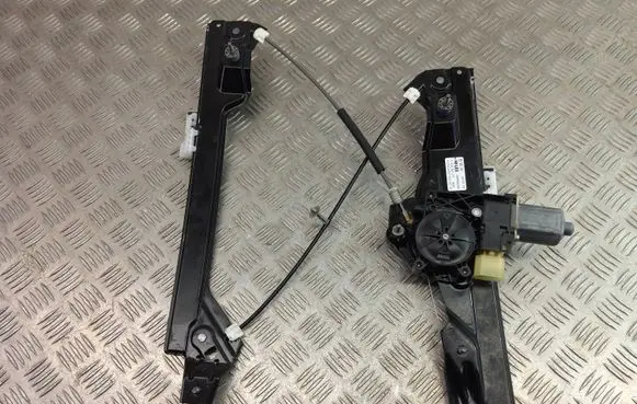 BMW X2 F39 Front door window regulator with motor 7420391