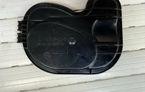 Volkswagen Golf IV Headlight/headlamp dust cover 1J1941607B