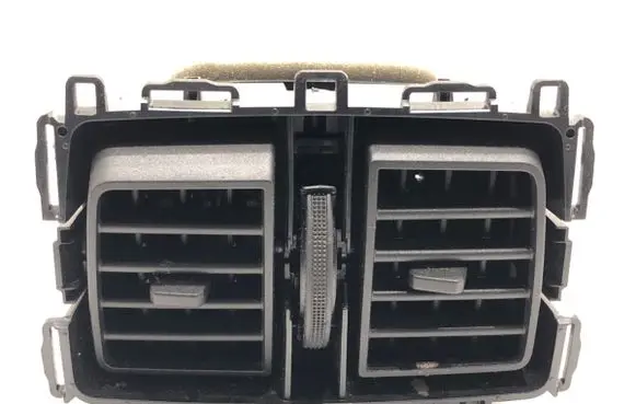 Rear air vent grill