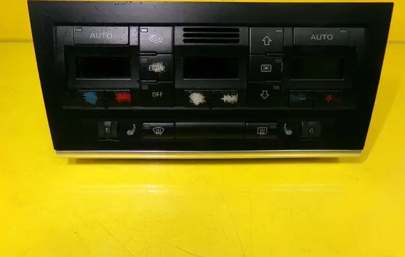 Audi A4 S4 B6 8E 8H Climate control unit 8E0820043A