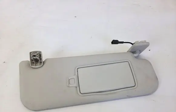 Sun visor