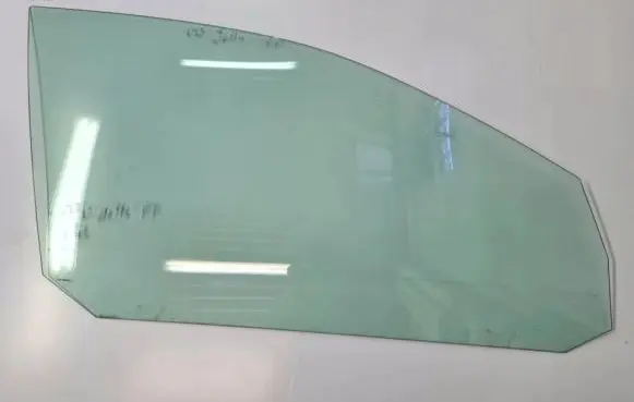 Volkswagen Jetta V Sliding door window/glass 