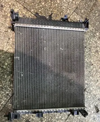 Opel Meriva B Coolant radiator 560961104 0027498