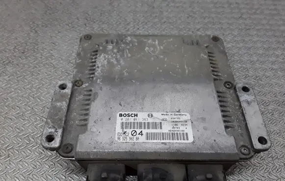 Peugeot 807 Engine control unit/module 0281011363 9652590280
