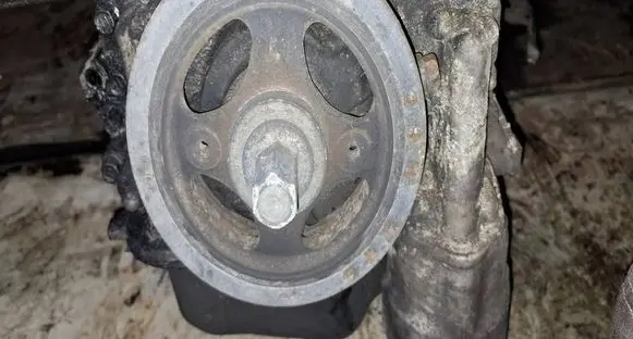 Toyota Auris 150 Crankshaft pulley 
