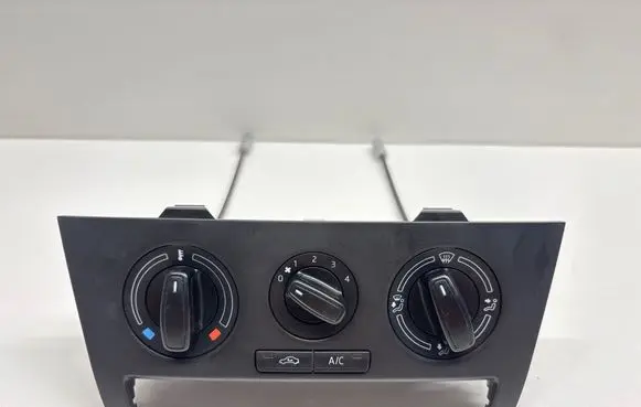 Skoda Rapid (NH) Climate control unit 90151866 G15SH08S0101 5JA820045A