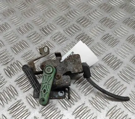Volkswagen Golf VII Rear air suspension level height sensor 5Q0907503