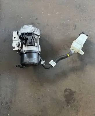 Jeep Wrangler Power steering pump 68247930AF