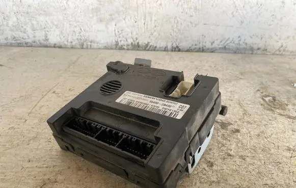 Hyundai Santa Fe Immobilizer control unit/module 954002B490 5WY8136E