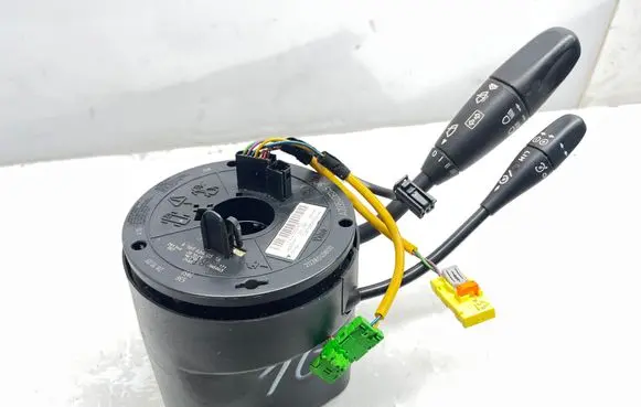 Mercedes-Benz CLK A209 C209 Wiper turn signal indicator stalk/switch A2035406045