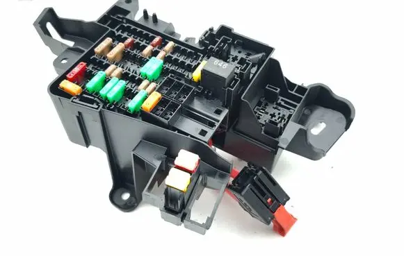 Audi A5 Fuse module 8B1971845A