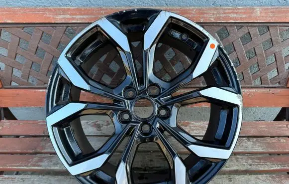 Ford Puma R18 alloy rim 