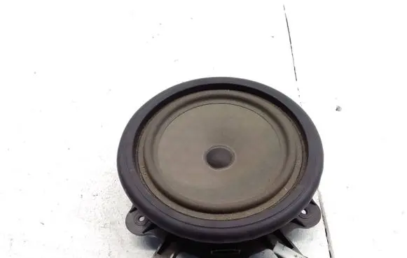 Audi A3 S3 8P Front door speaker 8P0035411B