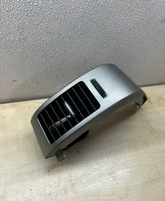 Toyota Prius (XW20) Dashboard side air vent grill/cover trim 5566047020