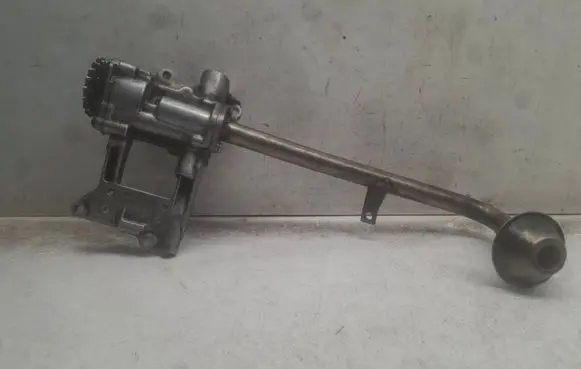 BMW 5 E39 Oil pump 2247212 11412247212 670815720