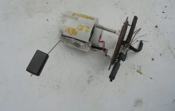 Audi Q7 4M Fuel injection high pressure pump